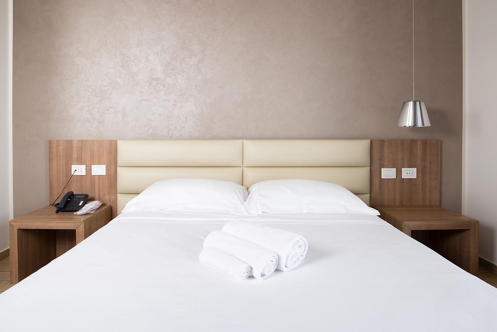 Hotel Al Veliero Pontevico Экстерьер фото